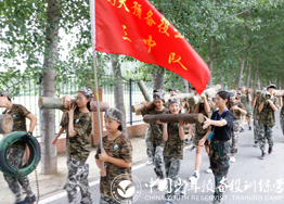 軍事夏令營(yíng)怎么讓孩子養(yǎng)成還習(xí)慣？